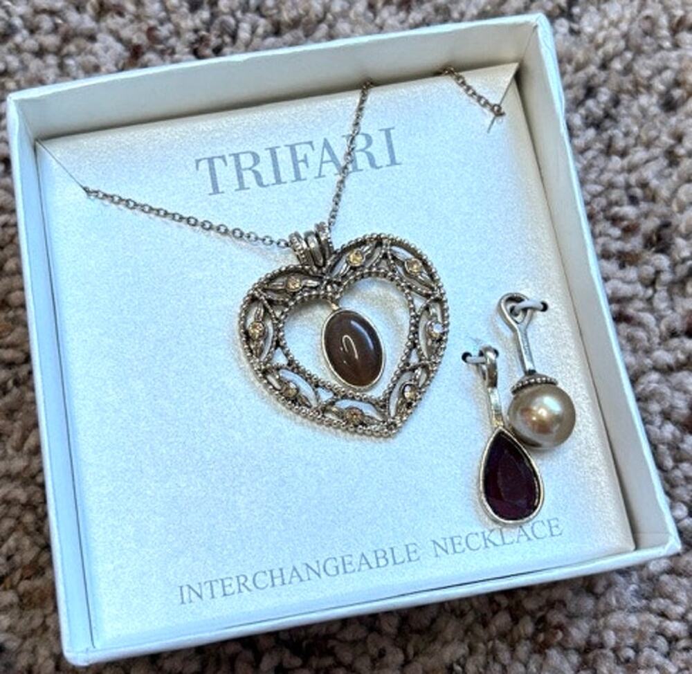 Vintage Trifari Interchangeable Heart Pendant Necklace (SKU: 3471337374)